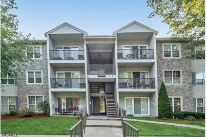 197 Robertson Way, Lincoln Park, NJ 07035 - Photo 1