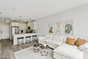 140 W Webster Ave, Roselle Park, NJ 07204 - Photo 2