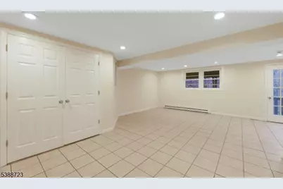 19 Courtland Dr, Wantage, NJ 07461 - Photo 34