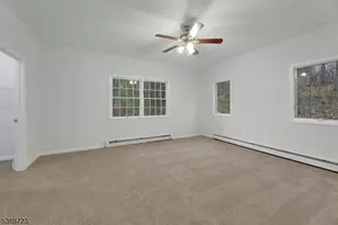 19 Courtland Dr, Wantage, NJ 07461 - Photo 14