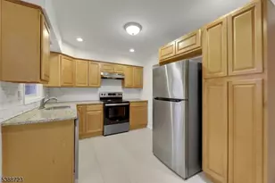 19 Courtland Dr, Wantage, NJ 07461 - Photo 8