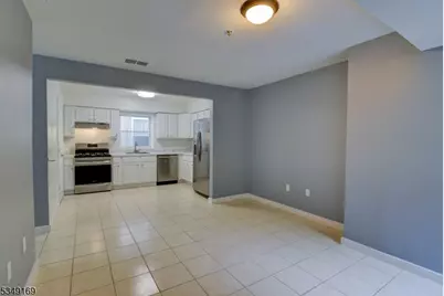 131 Schley St, Newark, NJ 07112 - Photo 4