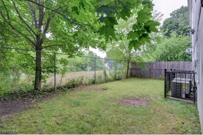 131 Schley St, Newark, NJ 07112 - Photo 30