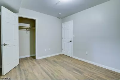 131 Schley St, Newark, NJ 07112 - Photo 24