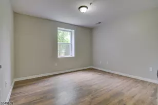 131 Schley St, Newark, NJ 07112 - Photo 12