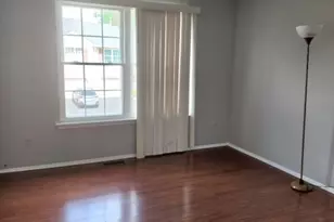 182 Scobee Ln, Franklin Township, NJ 08873 - Photo 10