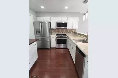 182 Scobee Ln, Franklin Township, NJ 08873 - Photo 4