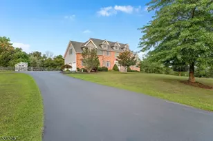 8 Hemingway Dr, Alexandria Township, NJ 08848 - Photo 42