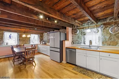 22 Kelly Pl, Stanhope, NJ 07874 - Photo 8