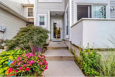 11 Borelle Sq, Sayreville Boro, NJ 08859 - Photo 2