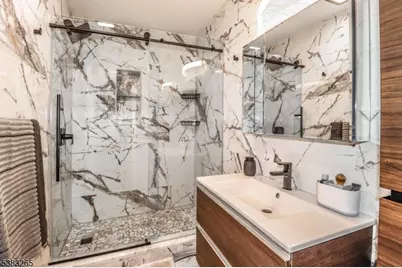 11 Borelle Sq, Sayreville Boro, NJ 08859 - Photo 20