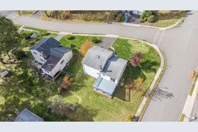 29 Carolina Ave, West Orange Township, NJ 07052 - Photo 38