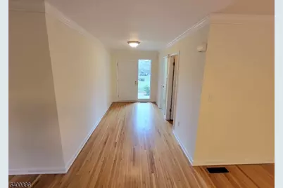 42 Windmill Dr, Morristown, NJ 07960 - Photo 4