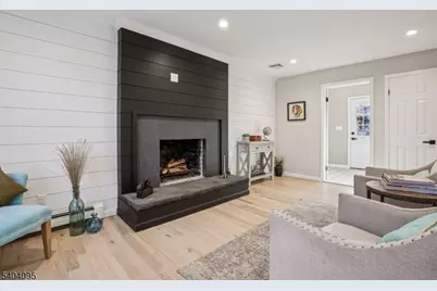 24 Arapaho Trl, Sparta Township, NJ 07871 - Photo 18