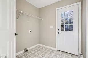 24 Arapaho Trail, Sparta Township, NJ 07871 - Photo 20