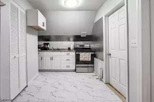 492 E 26th St, Paterson, NJ 07514 - Photo 22