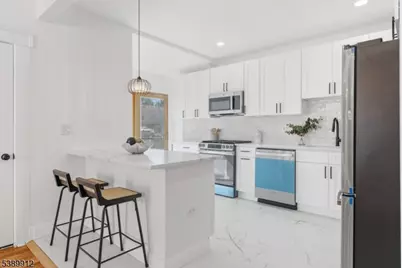 157 Demott Ave, Clifton, NJ 07011 - Photo 20