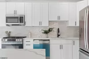 157 DeMott Ave, Clifton, NJ 07011 - Photo 22