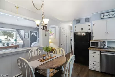 413 Diggles Pl, Vernon, NJ 07422 - Photo 6