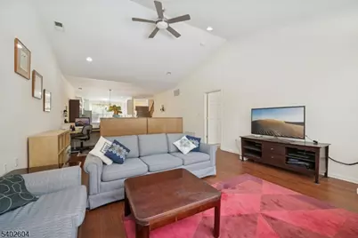 17 Ebersohl Cir, Readington Twp., NJ 08889 - Photo 14