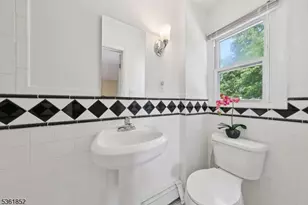 578 Winchester Ave, Union Township, NJ 07083 - Photo 10