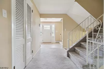 578 Winchester Ave, Union Township, NJ 07083 - Photo 6