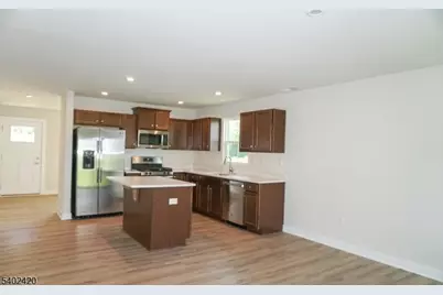 60 Coventry Rd, Hardyston Township, NJ 07419 - Photo 8