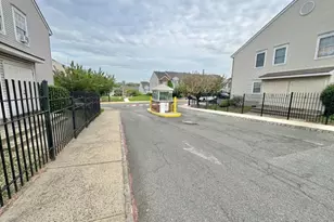 118 Irvine Turner Blvd, Newark, NJ 07103 - Photo 12