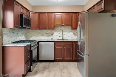 265 Spruce Ct, Raritan Township, NJ 08822 - Photo 10