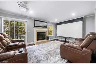 42 Springfield Road, North Brunswick Township, NJ 08902 - Photo 14