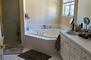 18 Hansom Rd, Bernards Township, NJ 07920 - Photo 8