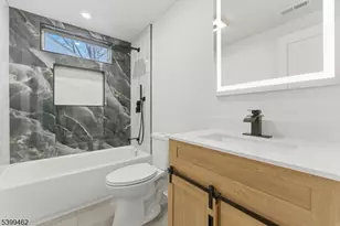 33 E Lincoln St, Verona, NJ 07044 - Photo 24