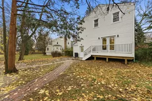 33 E Lincoln St, Verona, NJ 07044 - Photo 28