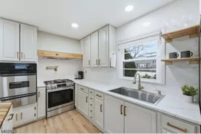 725 Anna Pl, North Plainfield, NJ 07063 - Photo 16