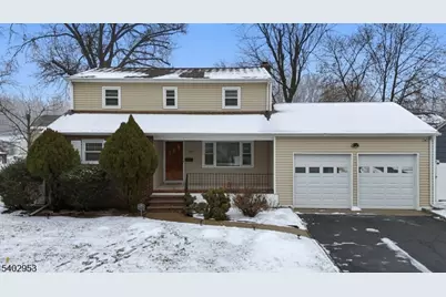 725 Anna Pl, North Plainfield, NJ 07063 - Photo 2
