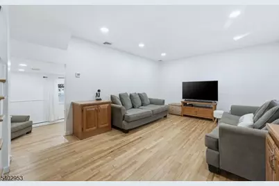 725 Anna Pl, North Plainfield, NJ 07063 - Photo 8