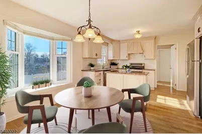 70 Tiffany Dr, East Hanover Township, NJ 07936 - Photo 8