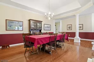 811 Holly Ln, Cedar Grove, NJ 07009 - Photo 10