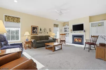 811 Holly Ln #811, Cedar Grove, NJ 07009 - Photo 16