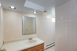 13 Park Ave, Green Brook Township, NJ 08812 - Photo 20