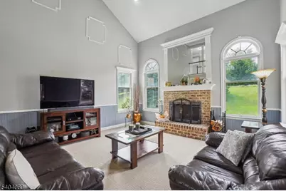 16 Surry Lane16, Franklin Township, NJ 08802 - Photo 4