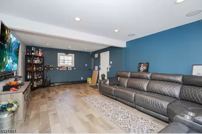 13 Bartle Rd, Franklin Township, NJ 08873 - Photo 14