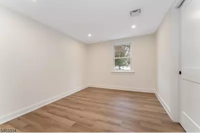 125 Sergeantsville Road, Raritan Township, NJ 08822 - Photo 26