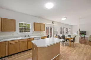1 Winding Ridge Rd, Jefferson Township, NJ 07849 - Photo 6