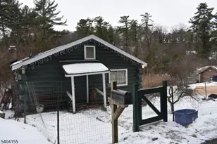 71 Dockerty Hollow Rd, West Milford, NJ 07480 - Photo 2