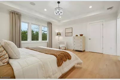 18 Glendale Ave, Livingston, NJ 07039 - Photo 28