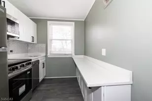 23 Gates Ave, Summit, NJ 07901 - Photo 2