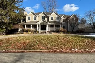 124 Coopers Ln, River Vale Township, NJ 07675 - Photo 1