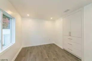 23 Liberty St, Saddle Brook Township, NJ 07663 - Photo 12