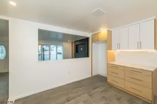 23 Liberty St, Saddle Brook Township, NJ 07663 - Photo 10